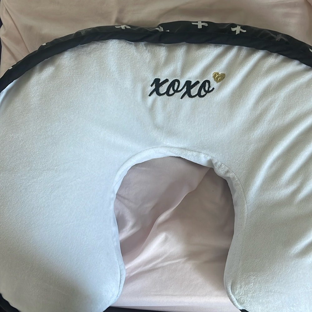 Boppy baby pillow
